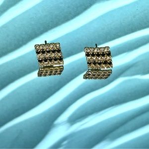 4/$15 vintage earrings